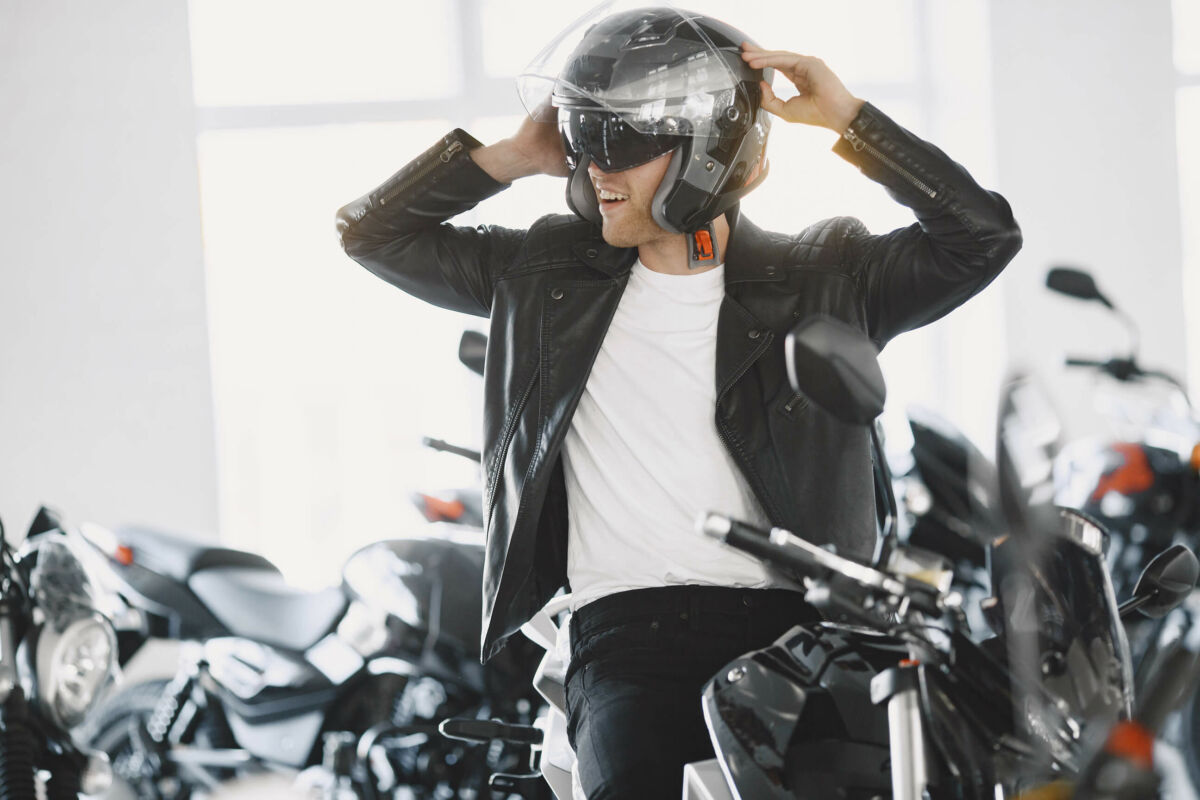 About Us - Motorhub Marketing Corporation